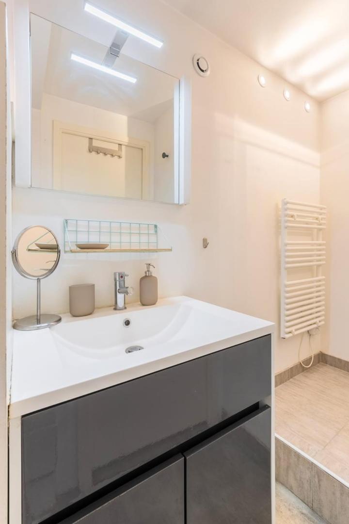 Spacious Apartment W Private Parking In Old Lille Ngoại thất bức ảnh